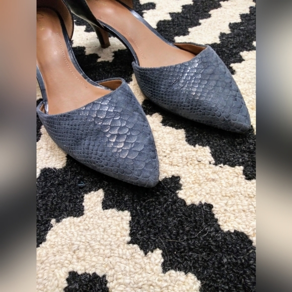 Clarks Shoes - Clarks Artisan Sage Glamour navy blue leather pump